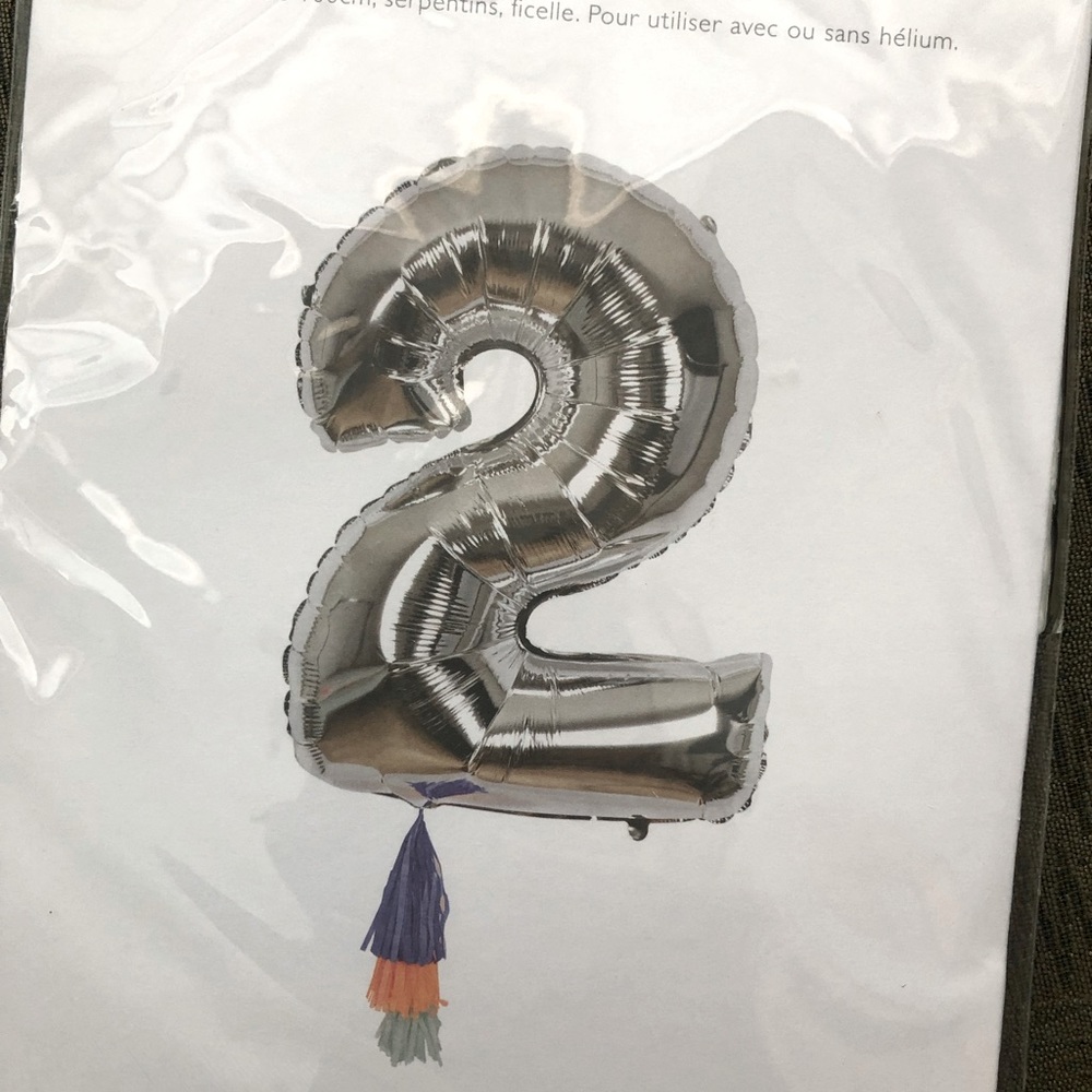 Meri Meri 2 party balloon with tassels